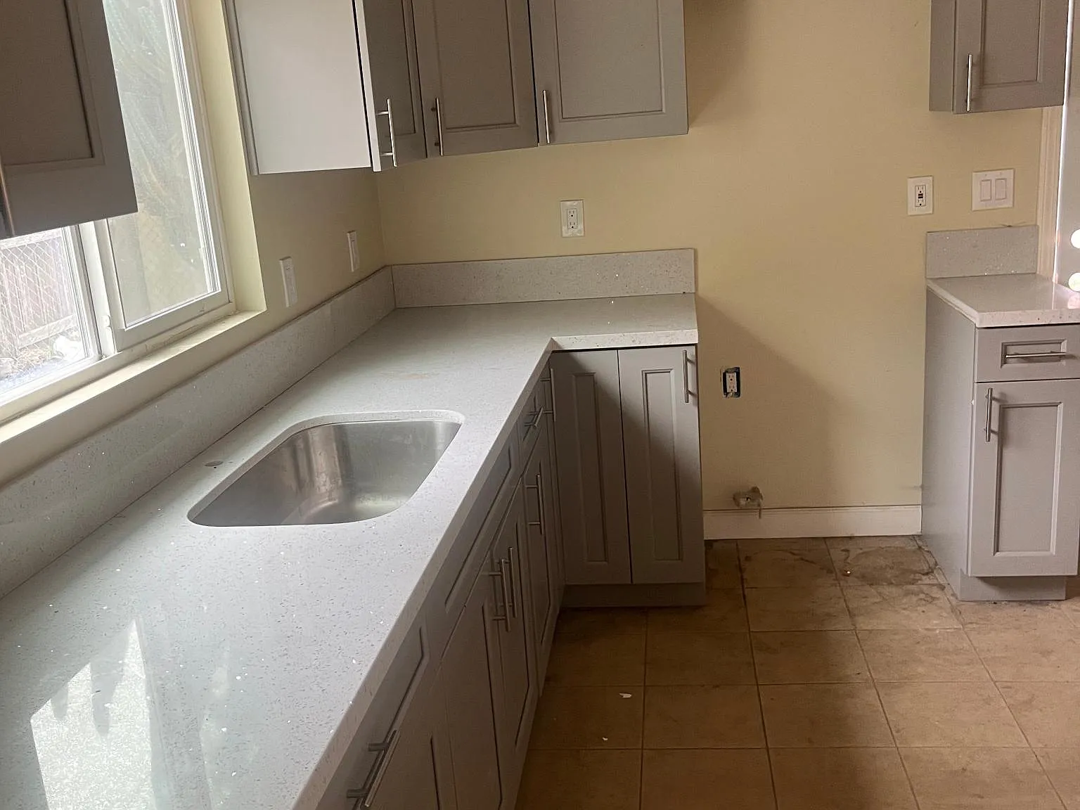1268 Wall Ave — Photo 4