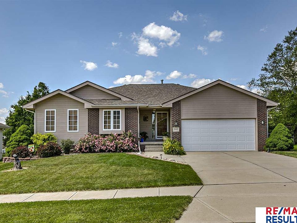 1st image of 21112 Schofield Dr