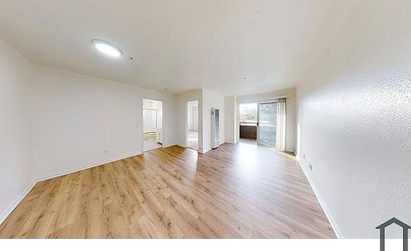 4th image of 9724 Mountain Blvd APT 6