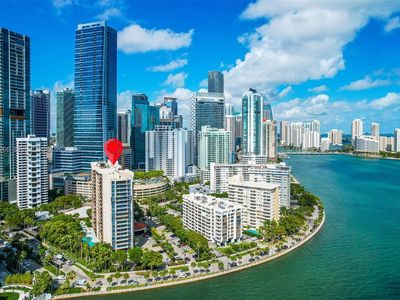 1450 Brickell Bay Dr APT 615, Miami, FL, 33131