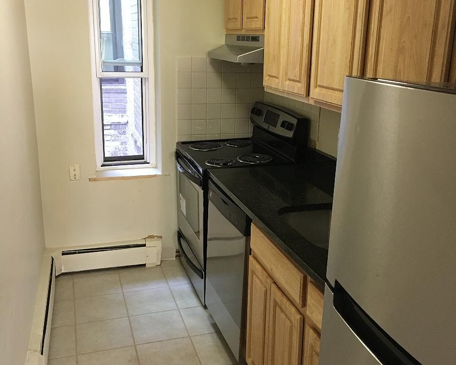2nd image of 9 Blackwood St APT 41F