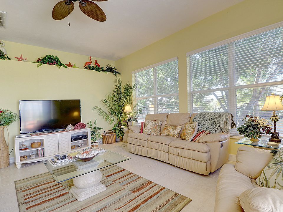 1st image of 2520 SW 20th Ave