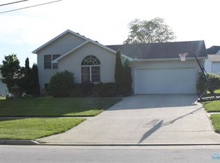 1006 Avery Dr, Bowling green, OH 43402