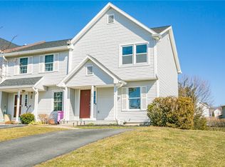 46 Old Meadow Ct, Livonia, NY 14487