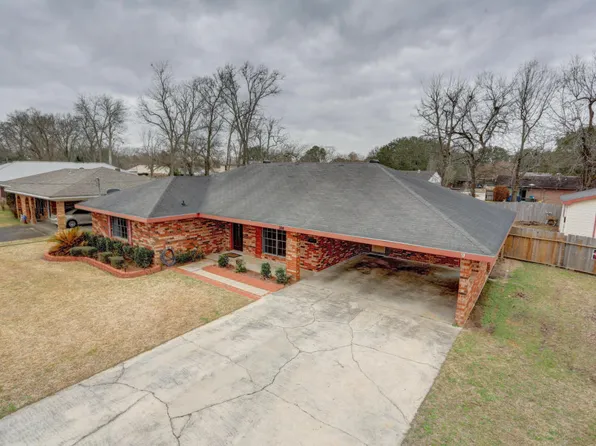 144 Gordon Crockett Dr, Lafayette, LA 70508
