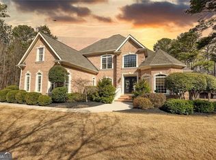 401 Saint Regis Dr, Oxford, GA 30054