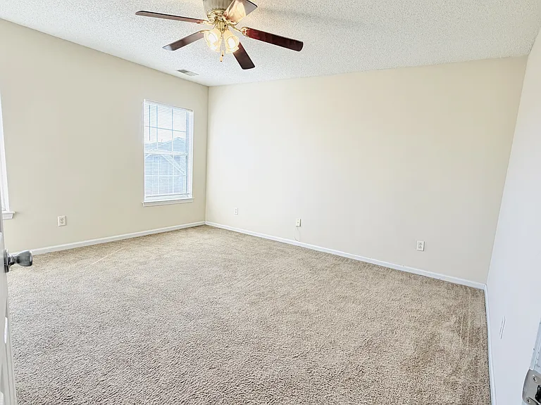 5 Elders Pond Ct — Photo 13