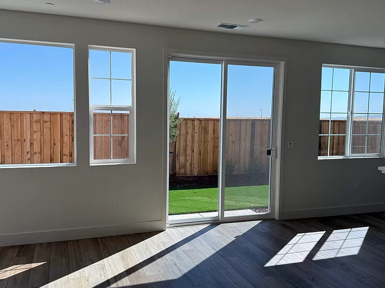 7090 Moon Way — Photo 4