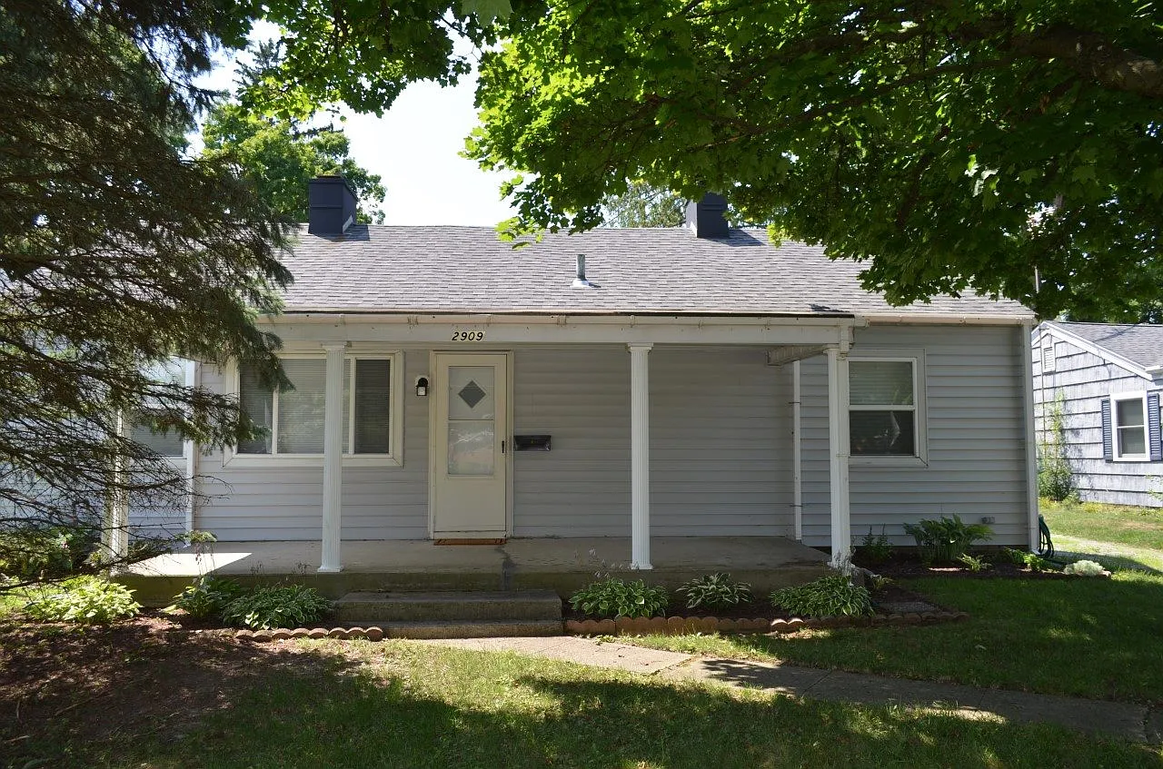 2909 W Ashland Ave photo 1
