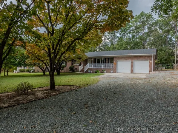 1505 Eastview Dr, Aberdeen, NC 28315