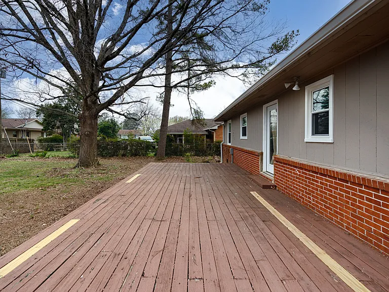 607 Bob Wallace Ave SW — Photo 6