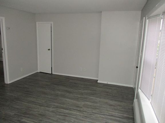 4th image of 1231 Orchard Rd