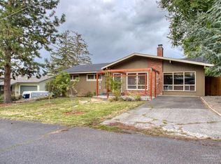 660 NE Innes Ln, Bend, OR 97701