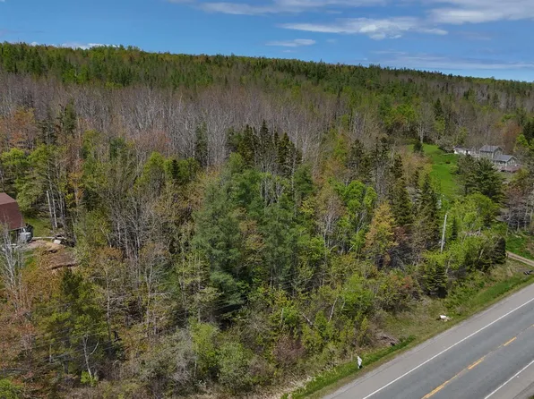 105 Highway Baddeck, Inlet, NS B0E