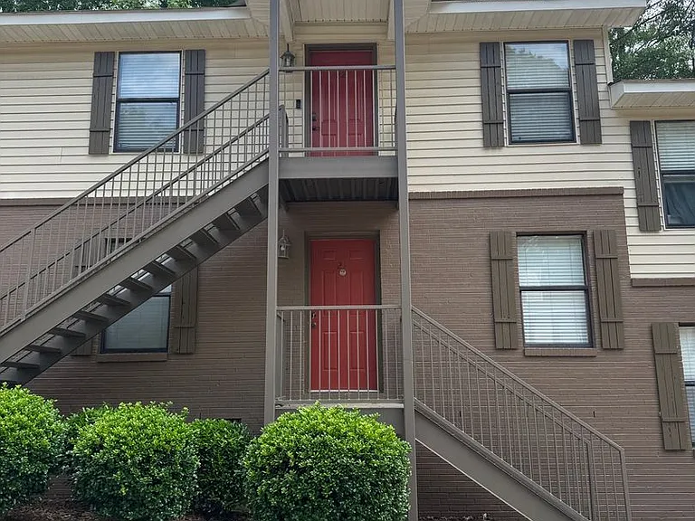 449 N Donahue Dr #C21 — Photo 11