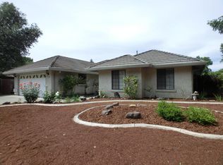 3658 Canterbury Dr, Redding, CA 96002