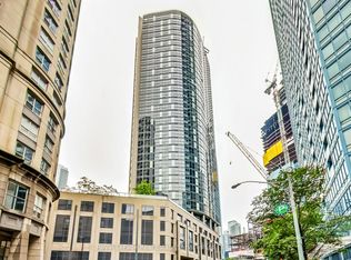 1 The Esplanade Dr #2405, Toronto, ON M5E0A8