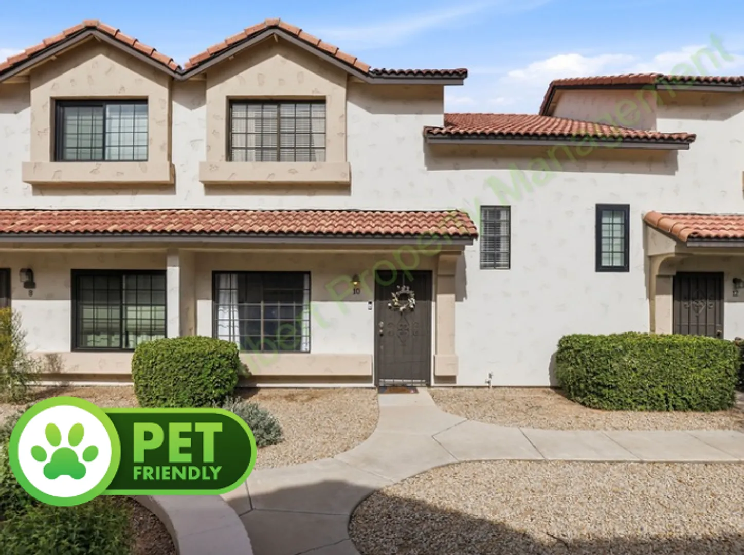 Charming Townhome Living in the Heart of Chandler Community Pool & Prime Location! — Photo 1