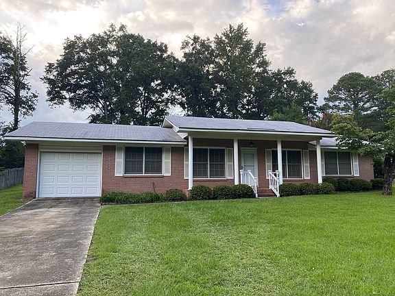 4th image of 38 Lakeside Dr