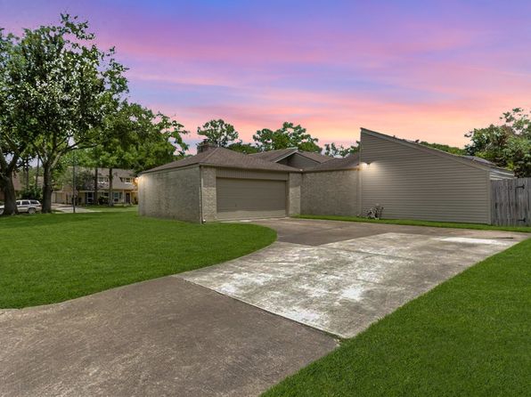 2331 Bright Meadows Dr