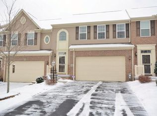 305 Maple Ridge Dr, Canonsburg, PA 15317