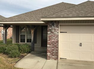 85 Hawthorne Dr, Hattiesburg, MS 39402