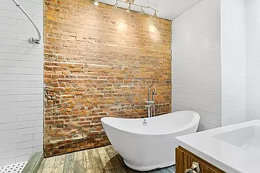 Rented by Safdie Realty Group