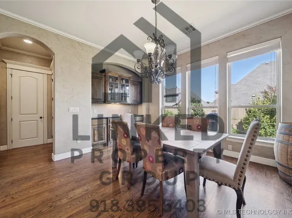 11285 S 73rd Pl E, Bixby, OK 74008