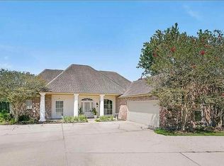 114 Charter Ridge Ct, Baton Rouge, LA 70810