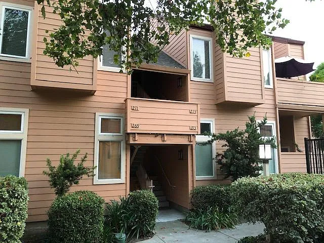 269 Sumba Ct