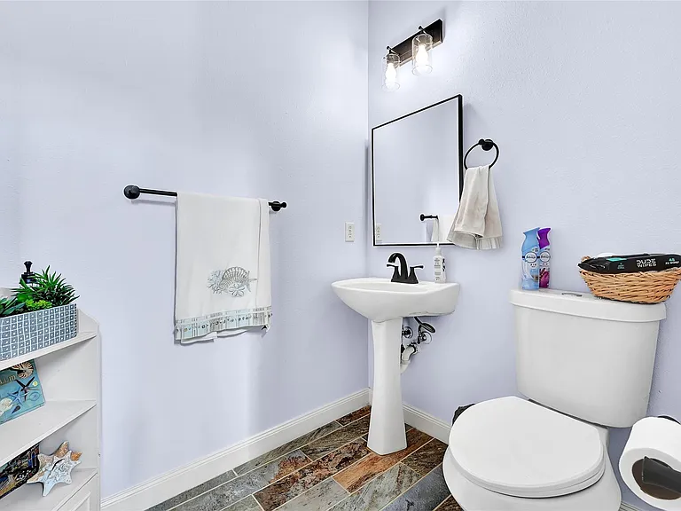 5910 Rolff Ln — Photo 30