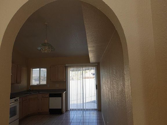 5th image of 1709 Dana Michelle Dr
