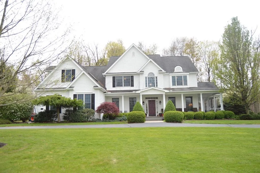 173 Reserve Dr photo 1