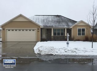 648 Pebblestone Cir, Hobart, WI 54155