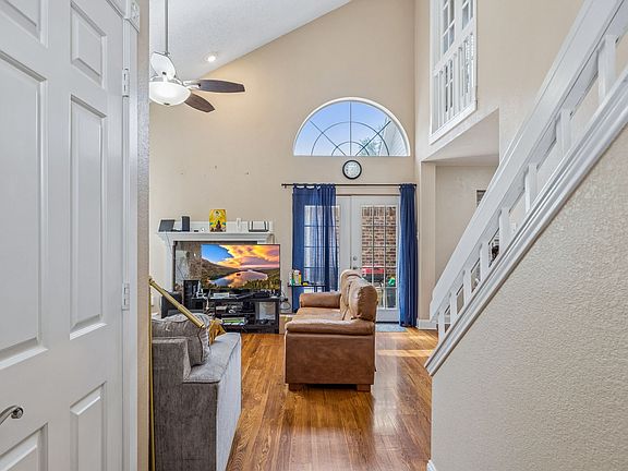4th image of 9404 Penny Ln