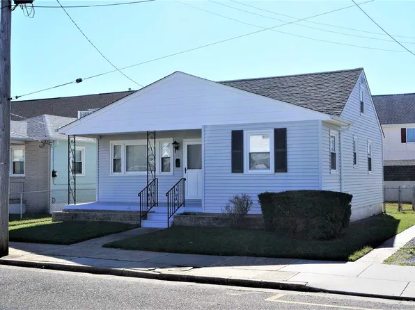 218 E Syracuse Ave, Wildwood Crest, NJ 08260