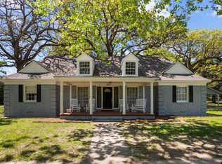 319 N Howard St, Grapeland, TX