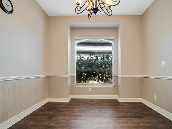5th image of 5824 Angel St