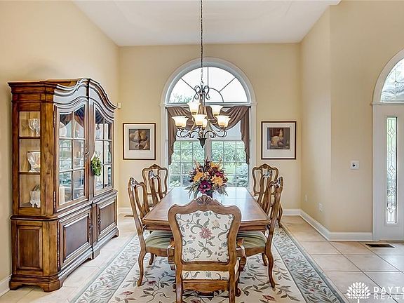 5th image of 1141 Waters Edge Dr