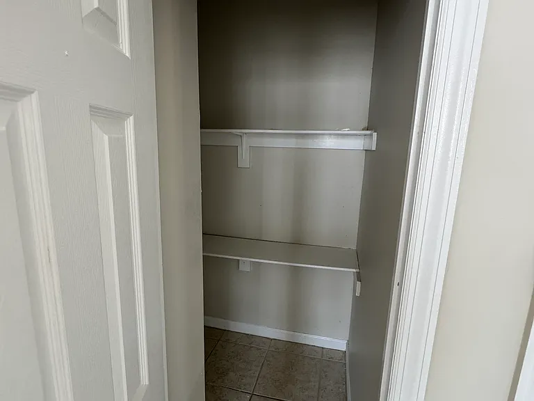 184 Norwood St #2L — Photo 7