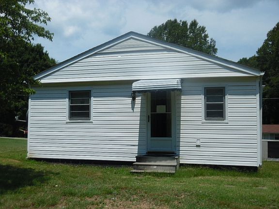 4th image of 220 Old Oak Trl