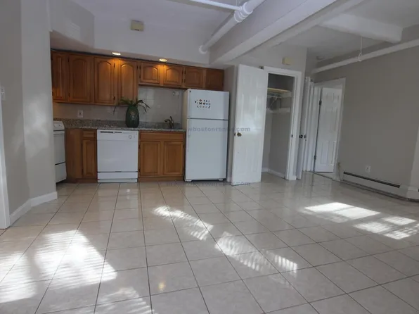 1474 Commonwealth Ave #A, Brighton, MA 02135