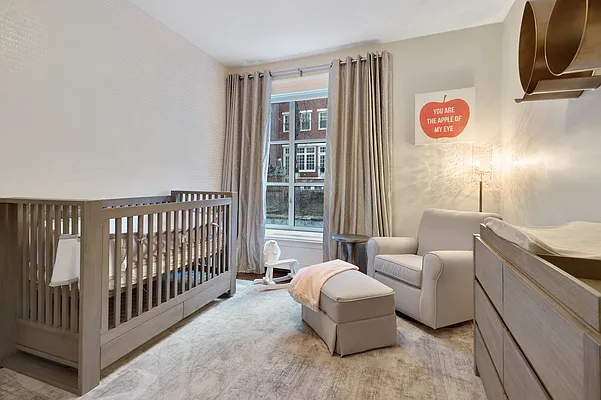 Rented by R New York | media 16