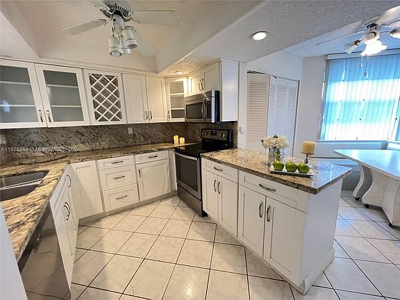 4th image of 1830 Sabal Palm Dr APT 406