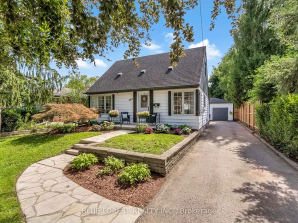 583 Mapledale Ave, London, ON N5X 1H3