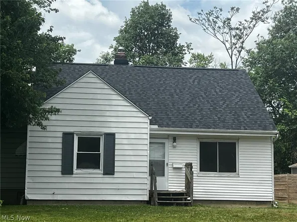 4276 E 162nd St, Cleveland, OH 44128