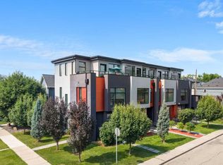 1103 E 4th St NE, Calgary, AB T2E 3S1