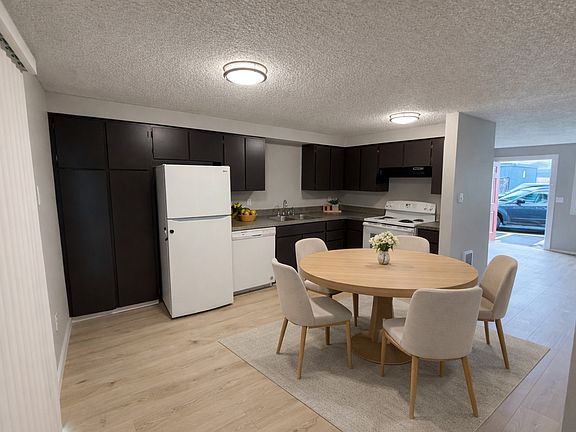 5th image of 2302 NE Evans St APT 9