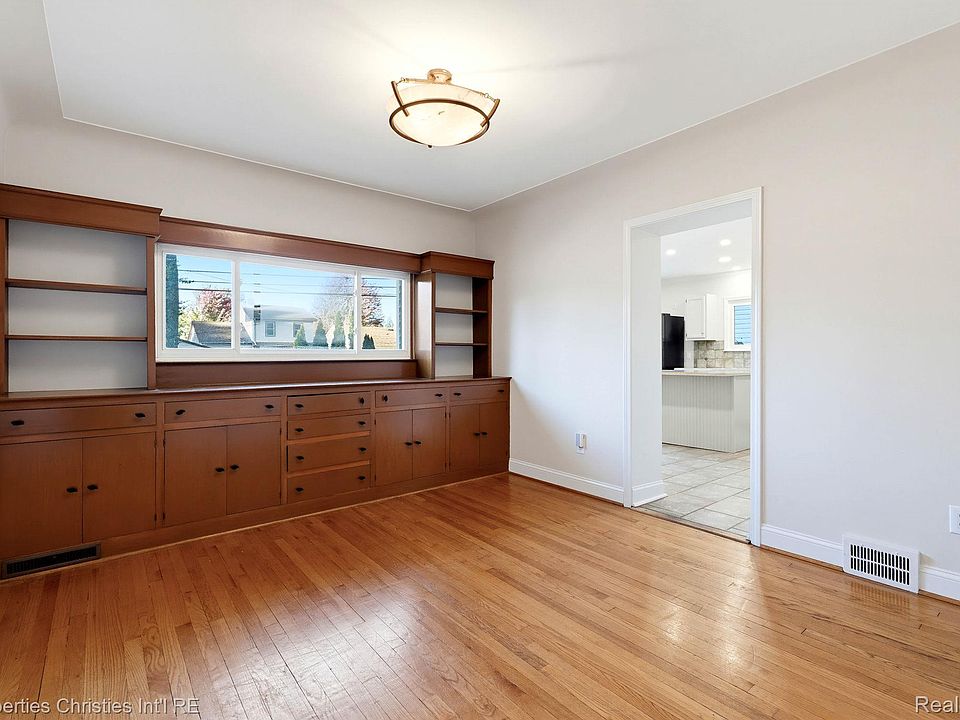 321 Fisher Ct, photo 19