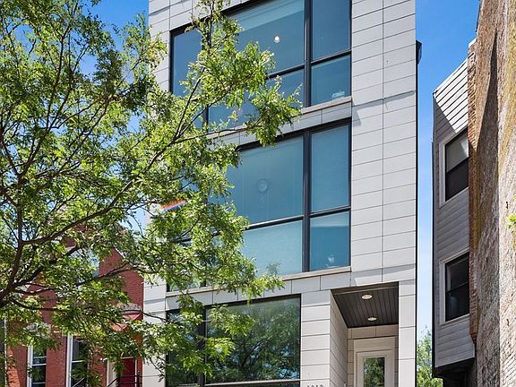 2nd image of 1012 N California Ave #3